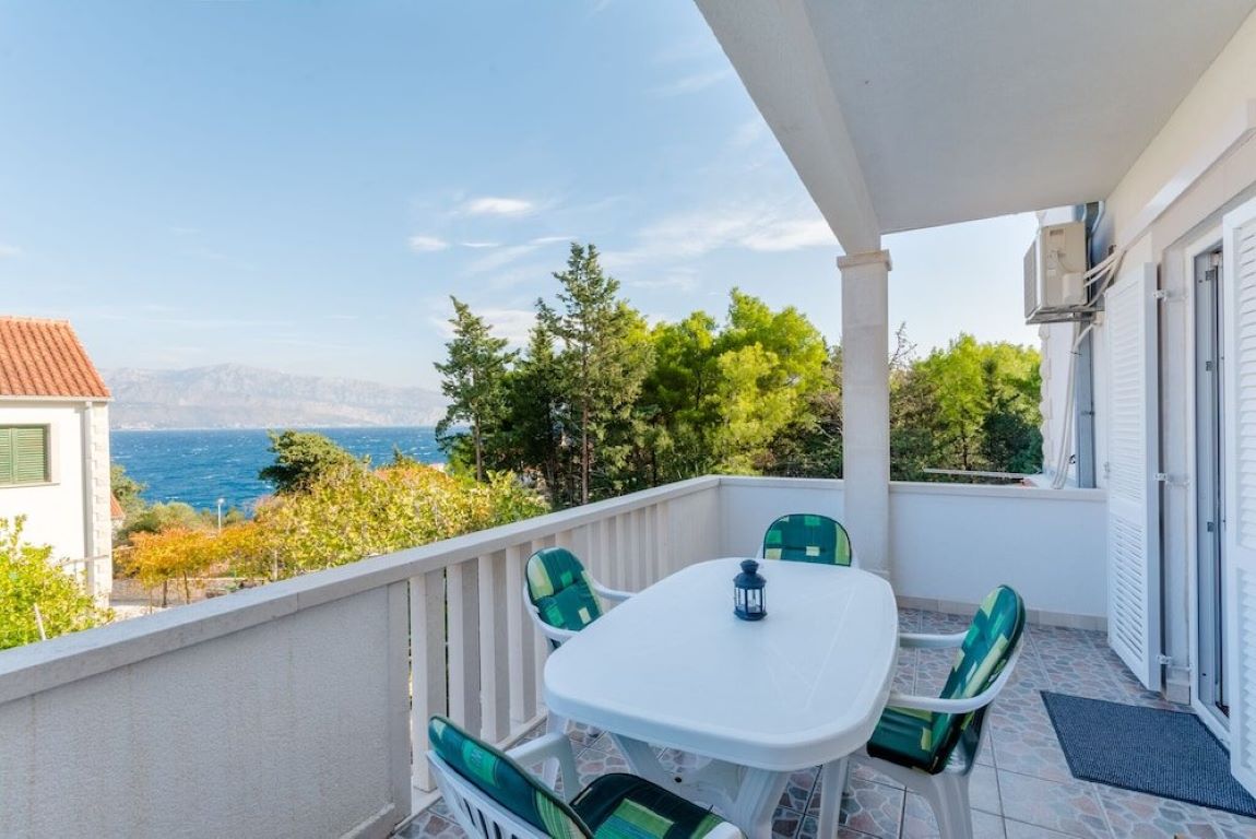 Villa Stella-Dvosoban apartman terasa.jpg