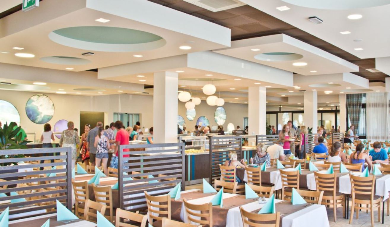 San Marino Sunny Resort by Valamar-Restoran.jpg