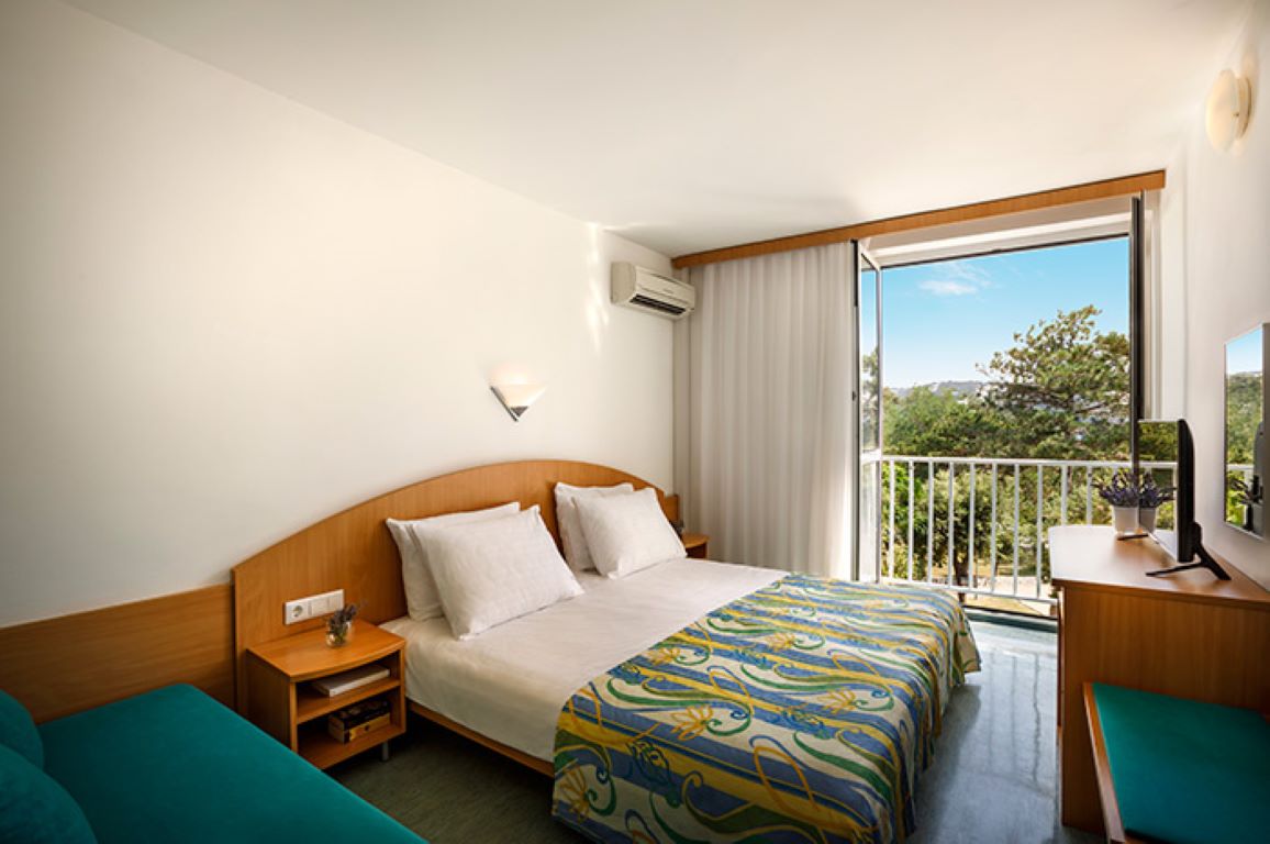 San Marino Sunny Resort by Valamar-Soba za 3 Sahara i Rab Hotel.jpg