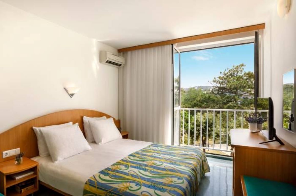 San Marino Sunny Resort by Valamar-Soba za 4 Sahara i Rab Hotel.jpg