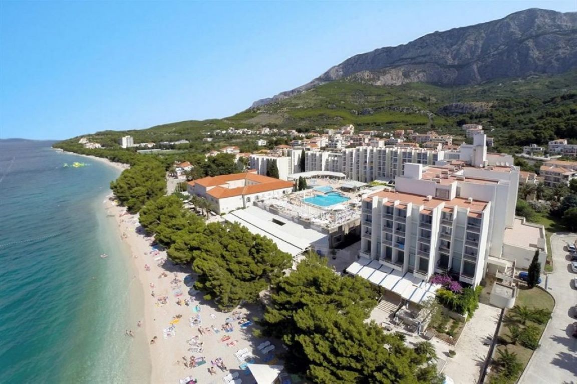 Bluesun Hotel Alga-Okruzenje.jpg