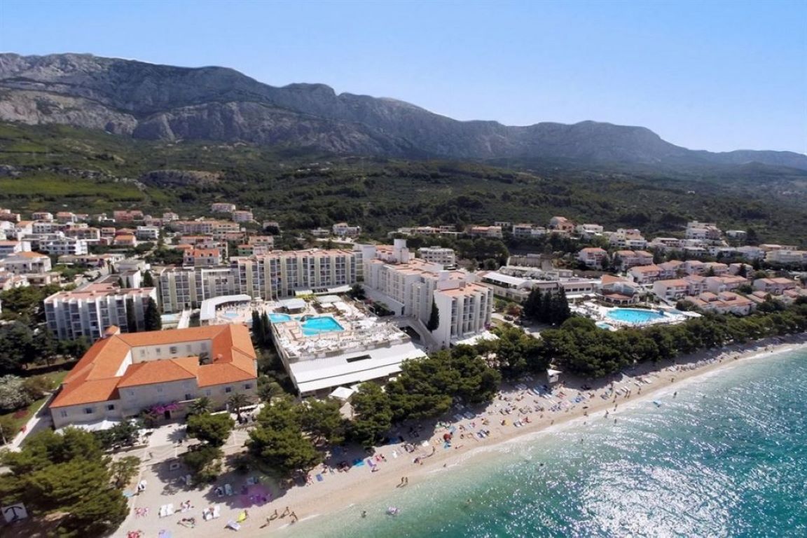 Bluesun Hotel Alga-Panorama.jpg