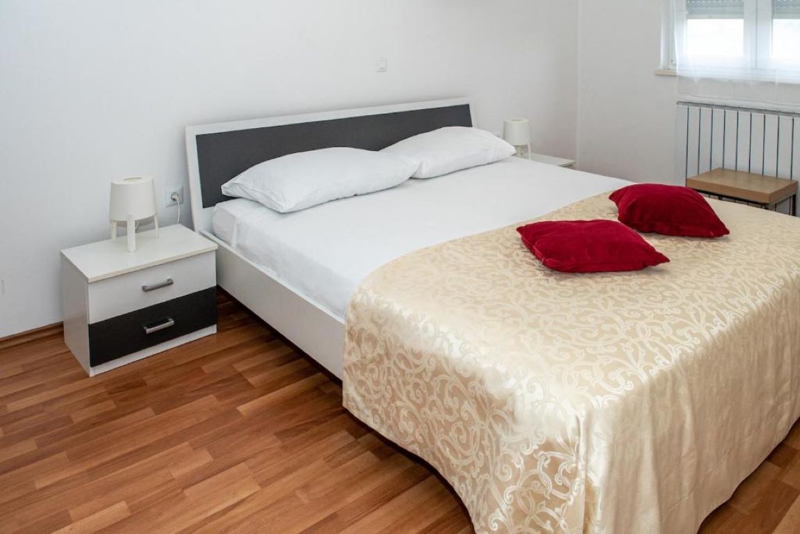 Amfiteatar Hotel-Superior apartman.jpg