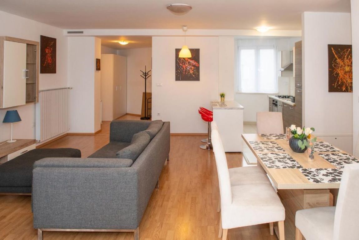 Hotel Amfiteatar-Premium apartman.jpg