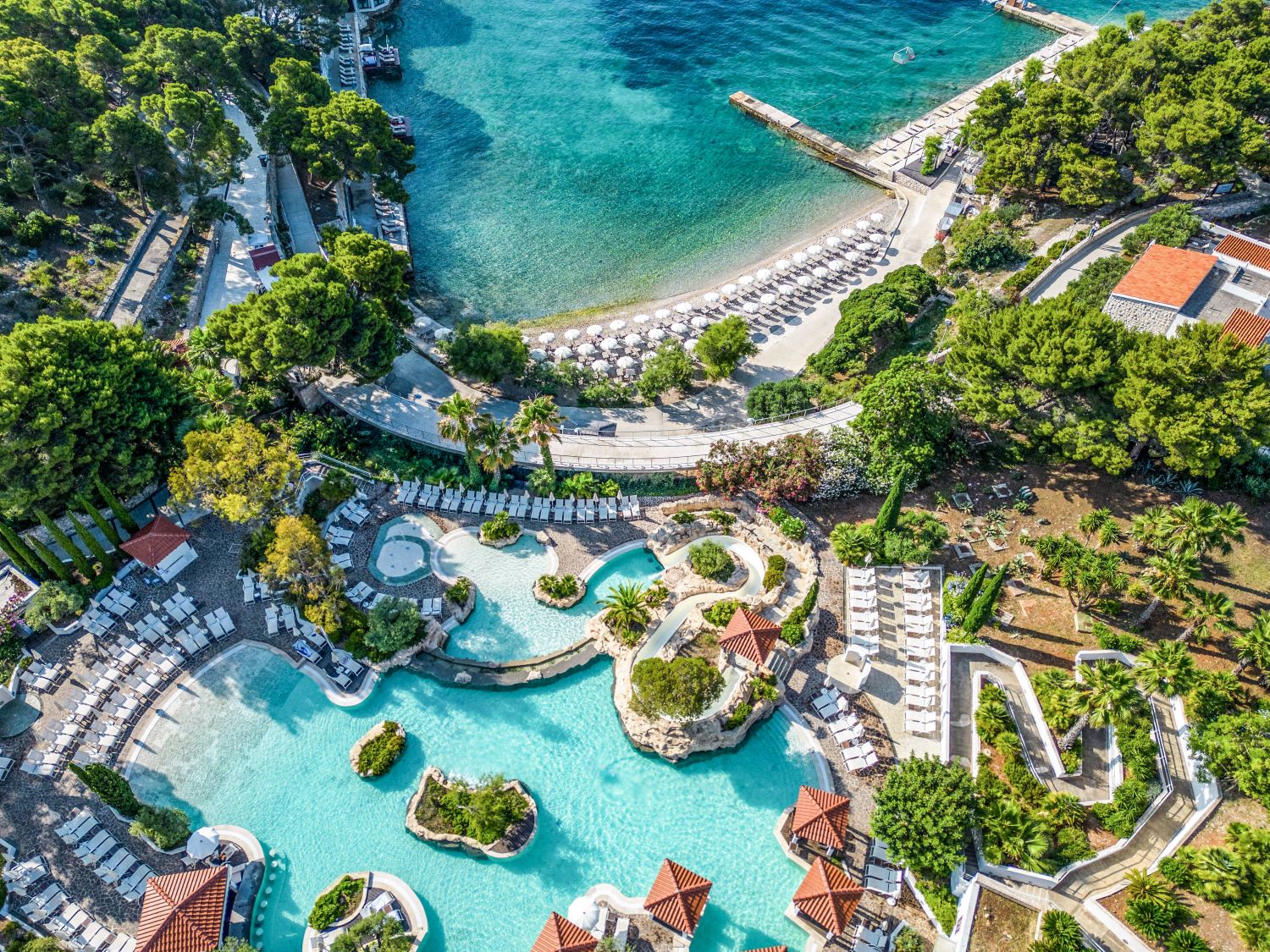 Amfora Hvar Grand Beach Resort-Bazeni.jpg