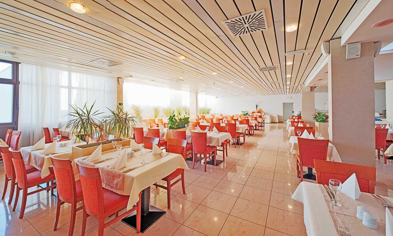 Marko Polo Hotel by Amines-Restoran.jpg