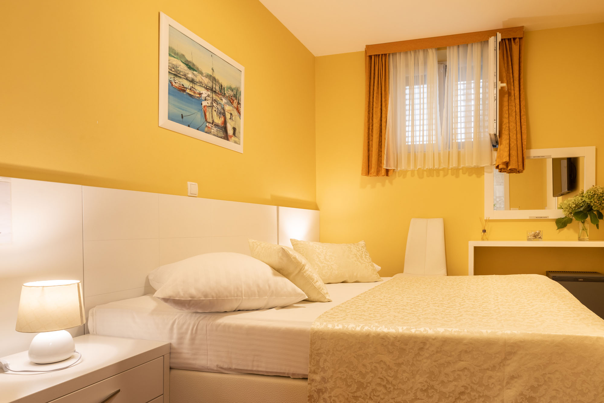 Villa RIva Makarska-Comfort soba prizemlje.jpg