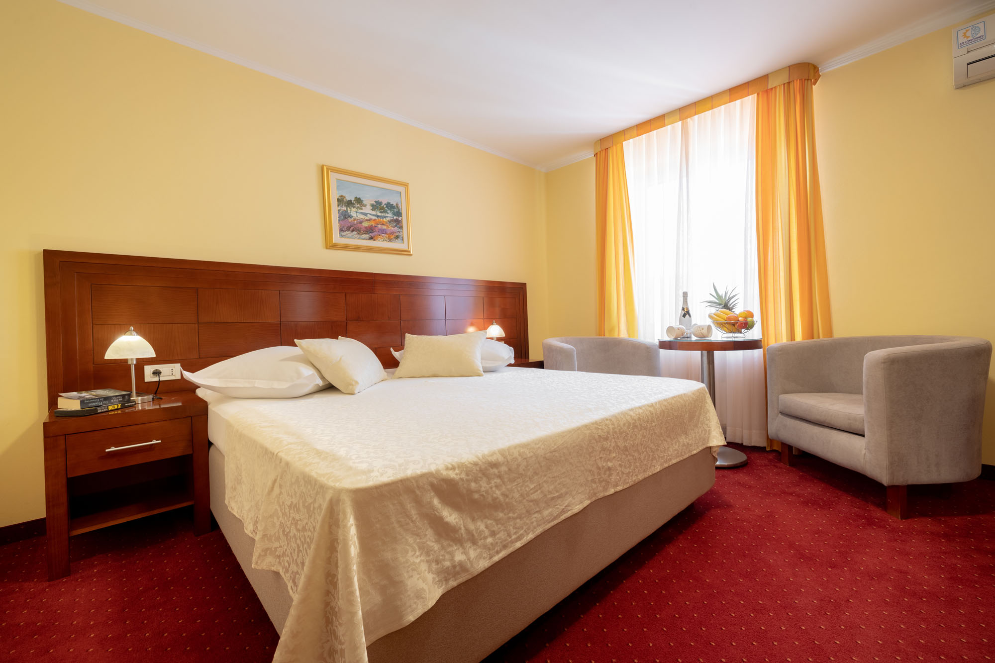 Villa RIva Makarska-Comfort soba.jpg