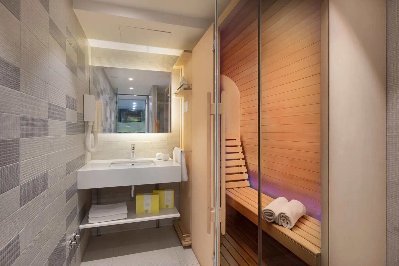 Tamaris Hotel-Sauna.jpg