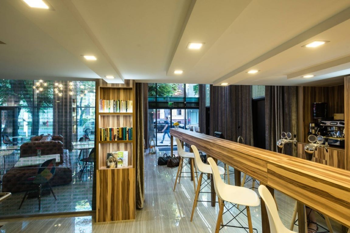 Science Hotel-Lobby bar.jpg