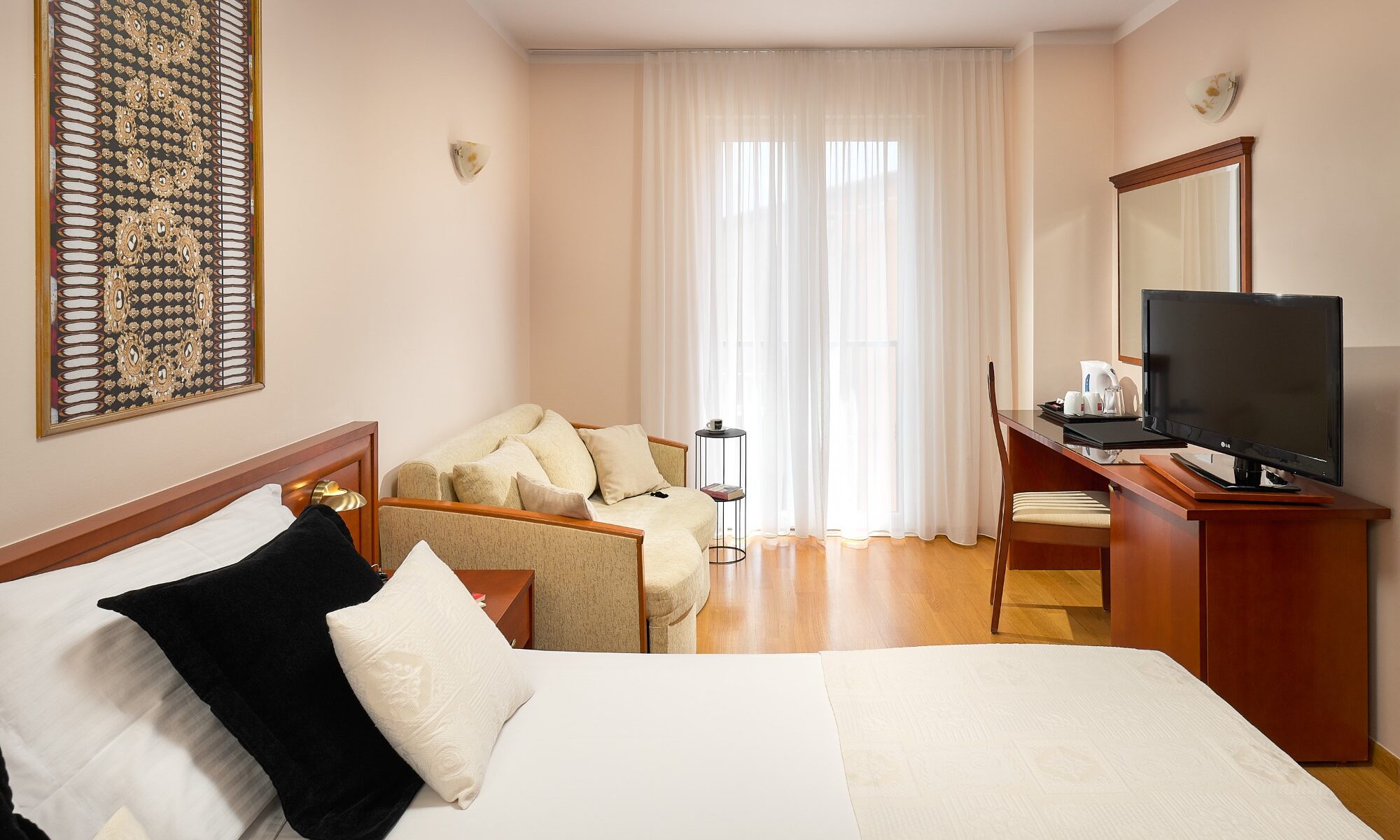 Hotel Villa Andrea-Klasicna standardna soba odvojeni lezaji.jpg
