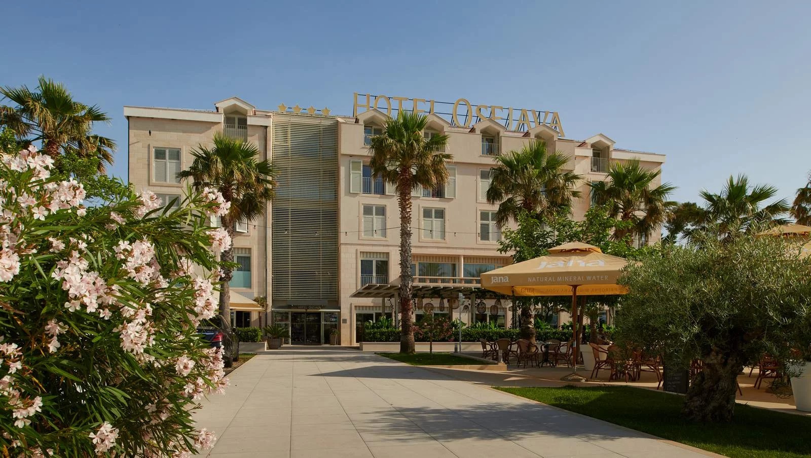 Osejava Hotel-Spoljasnji izgled.jpg