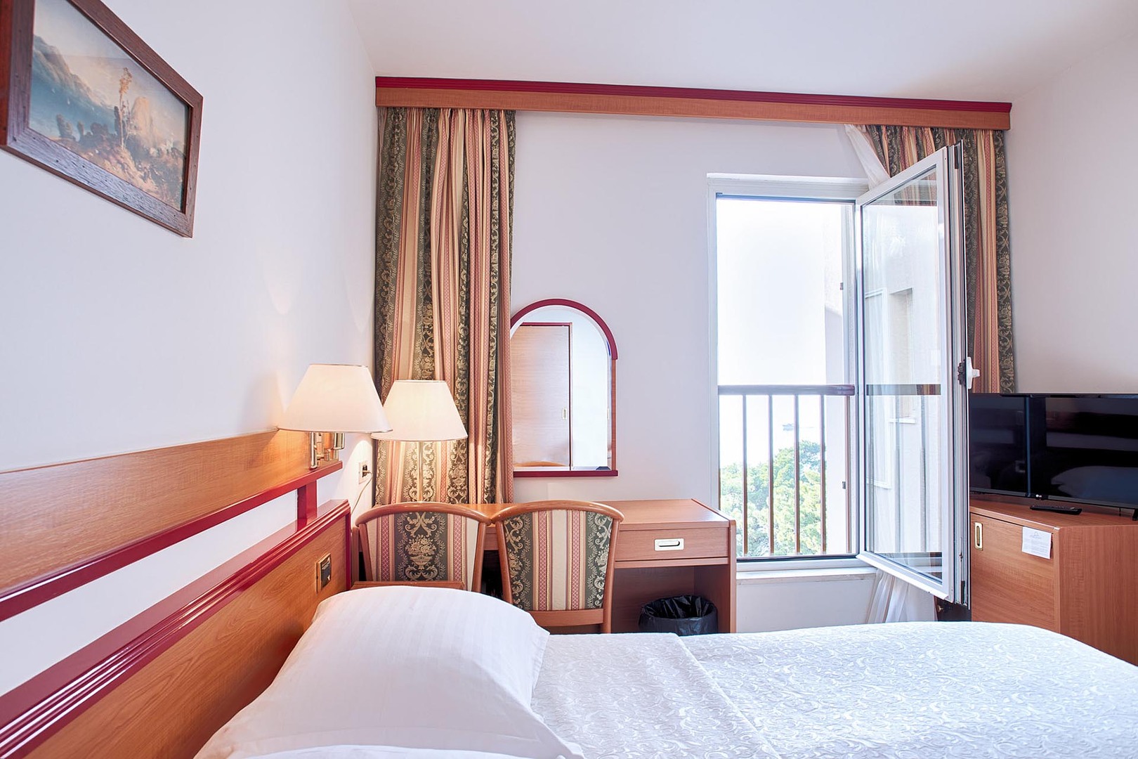 Horizont Hotel-Economy soba.jpg