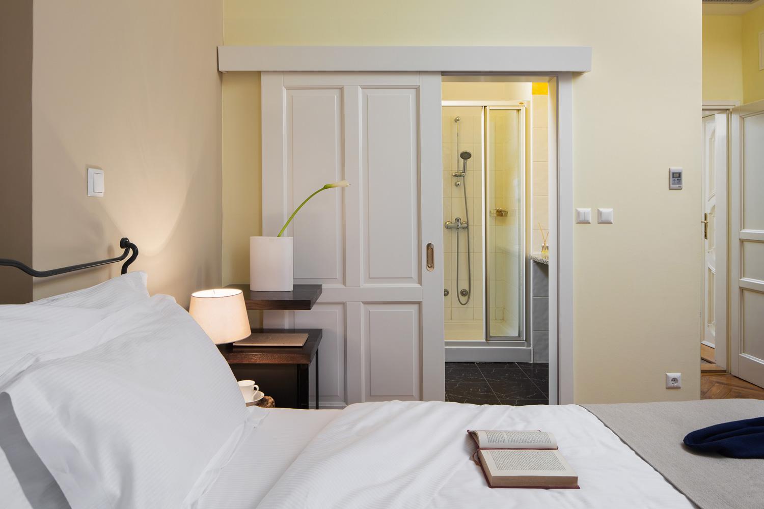 Angelo d'Oro Heritage Hotel-Standardna soba.jpg