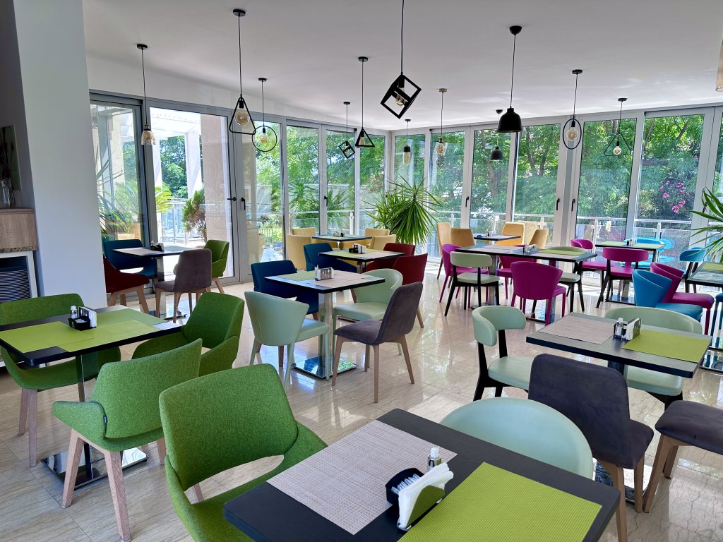 Hotel Porto Sole restoran.jpeg