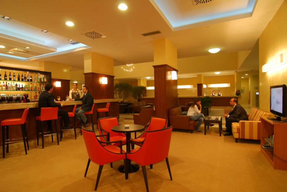 Hotel Princess bar.jpg