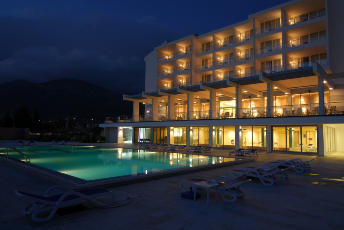 Hotel Princess izgled od spolja.jpg