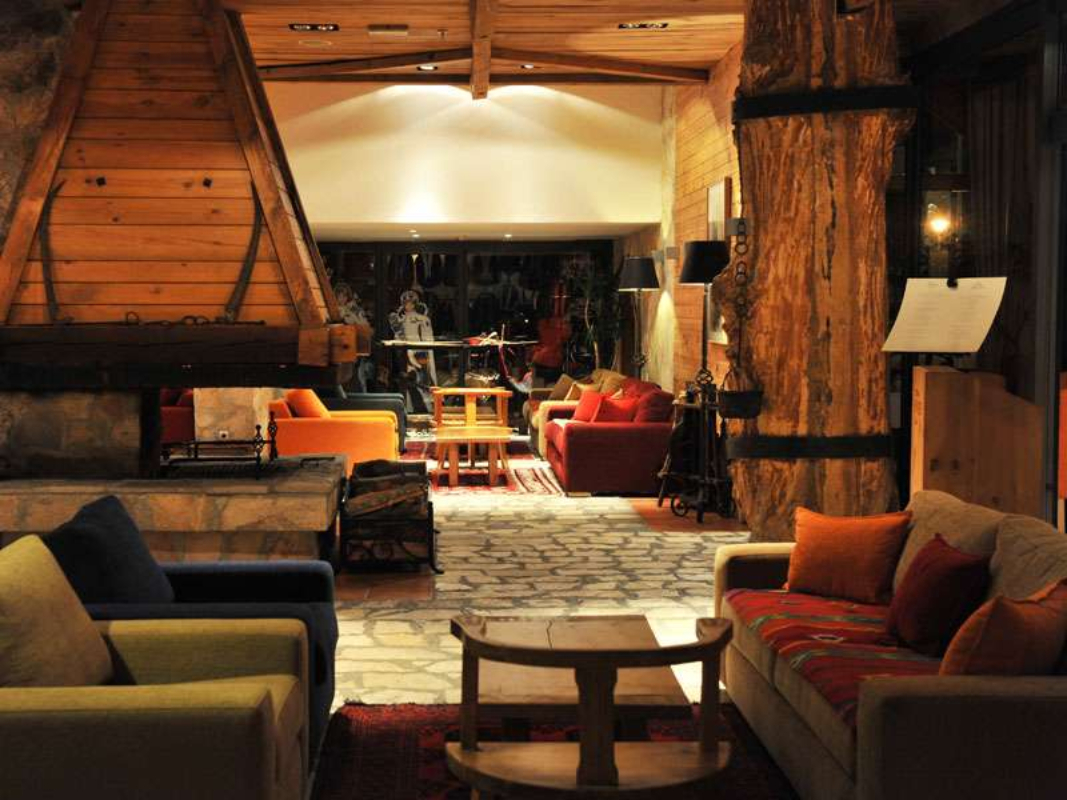 Bianca Resort & Spa bar.jpg