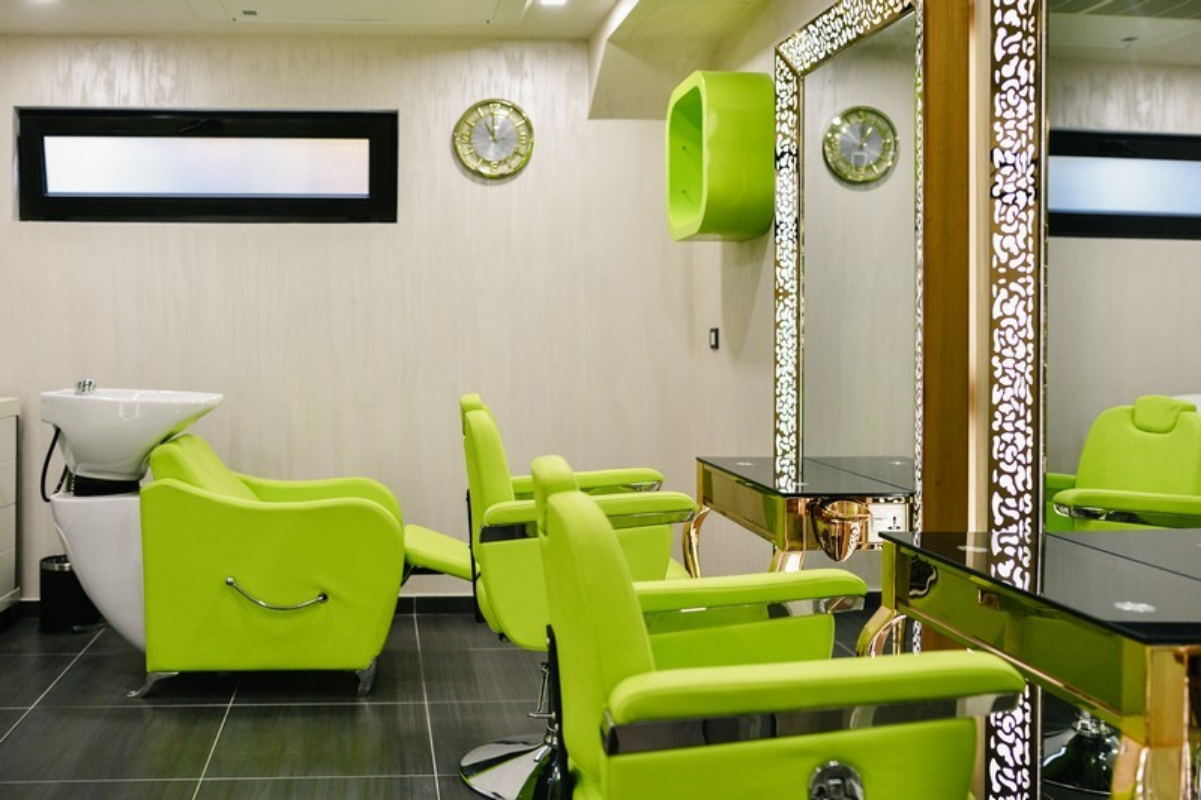 ACD Wellness & Spa Hotel salon.jpg