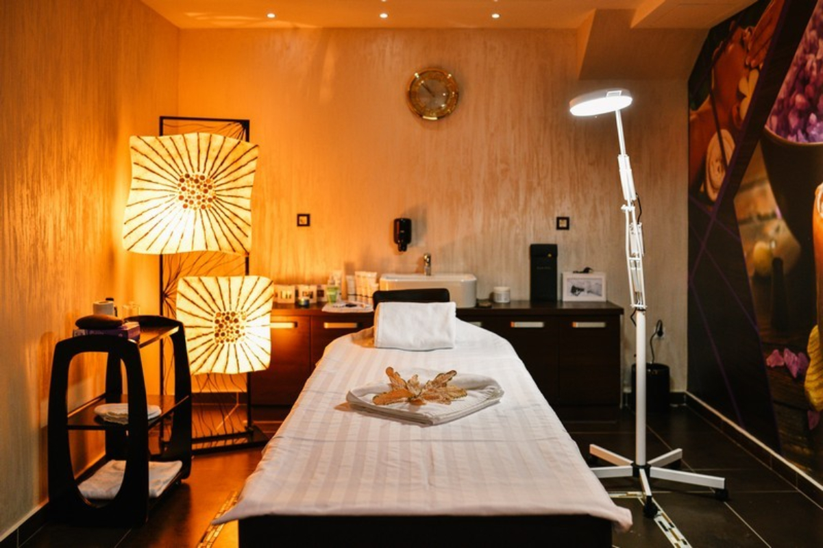 ACD Wellness & Spa Hotel soba za masažu.jpg