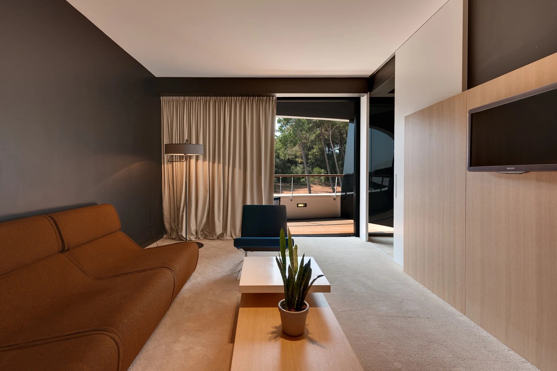 Lone Hotel by Maistra Collection-Gallery suite.jpg