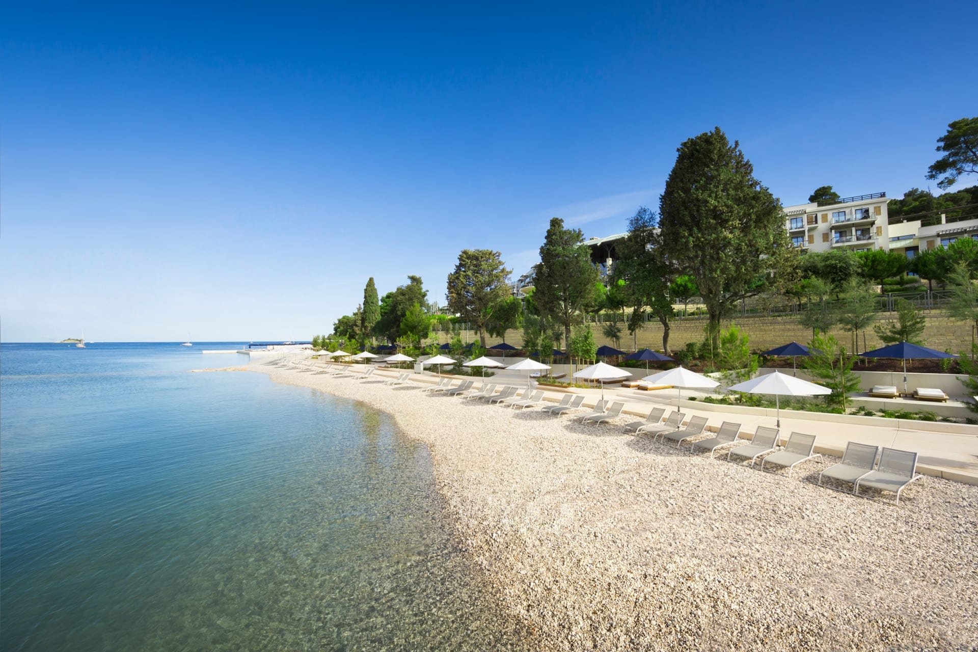 Lone Hotel by Maistra Collection-Plaza.jpg