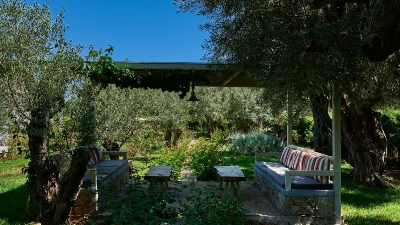 Kastro Maistro Hotel-Basta hotela.jpg