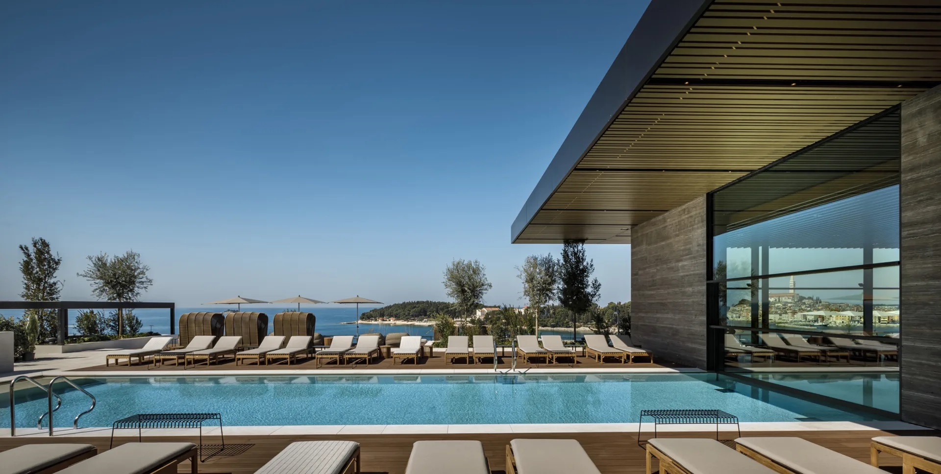 Grand Park Hotel Rovinj-Bazen.jpg