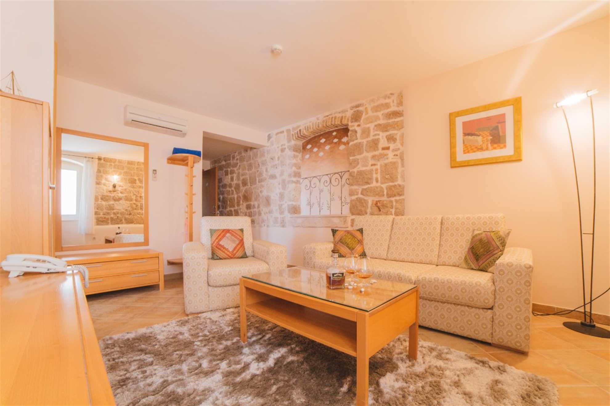 Park Hvar-Suite pogled more.jpg