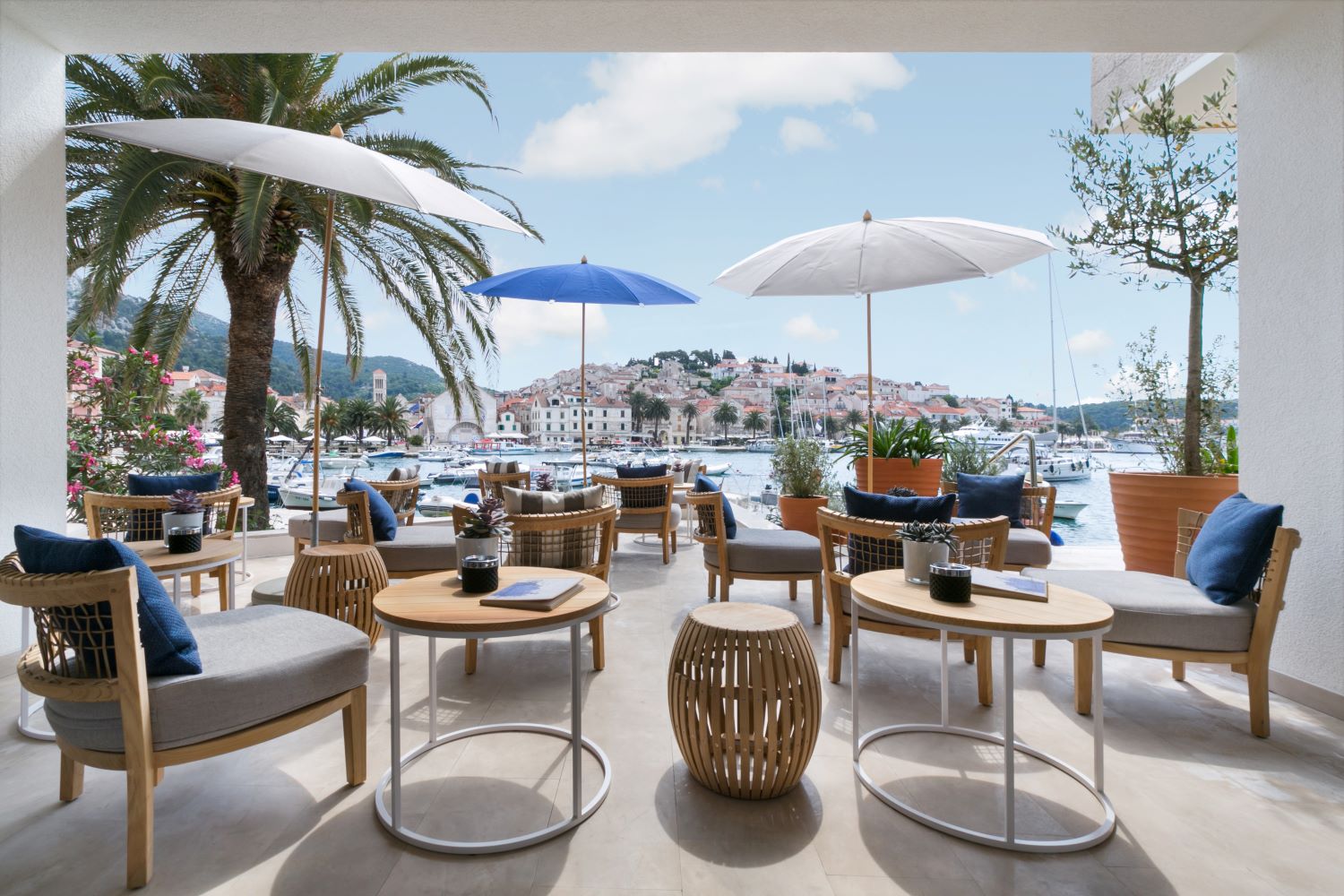 Hotel Adriana Hvar Spa-Terasa bara.jpg
