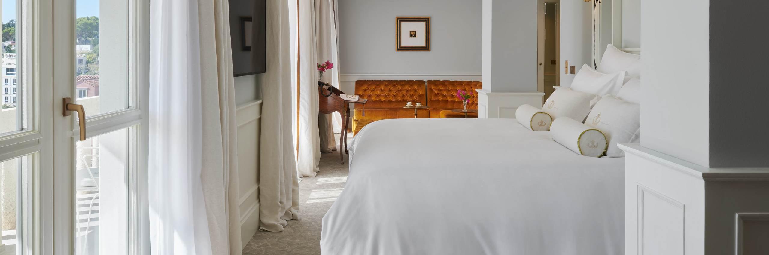 Palace Elisabeth Hotel-Imperial suite.jpg
