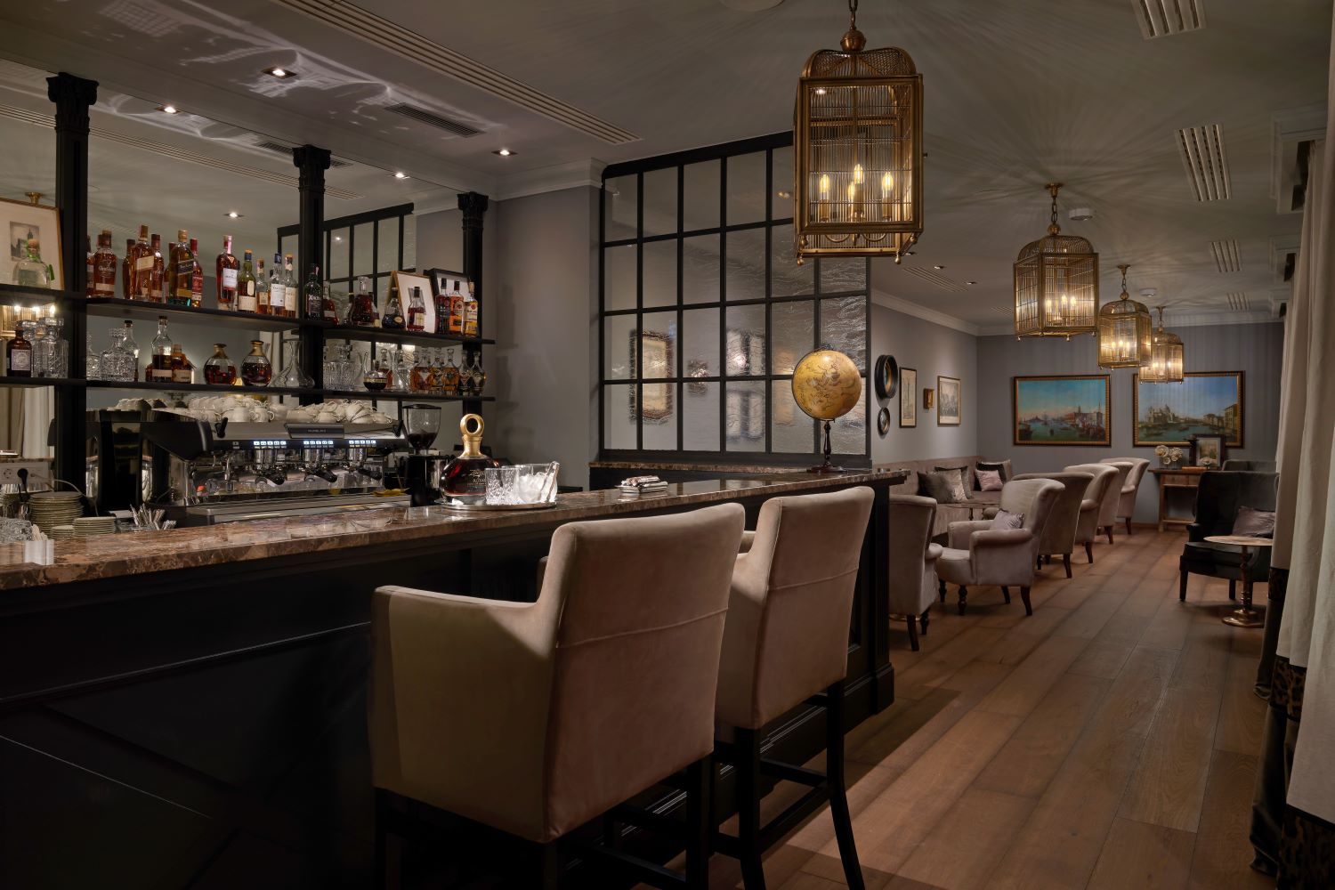 Palace Elisabeth Hotel-Lobby bar.jpg