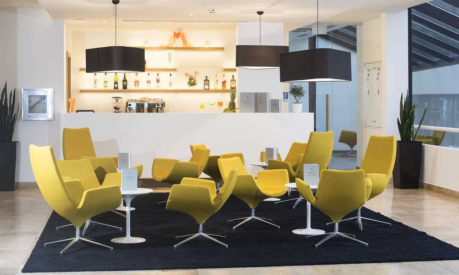 Hotel Aminess Liburna-Lobby bar.jpg