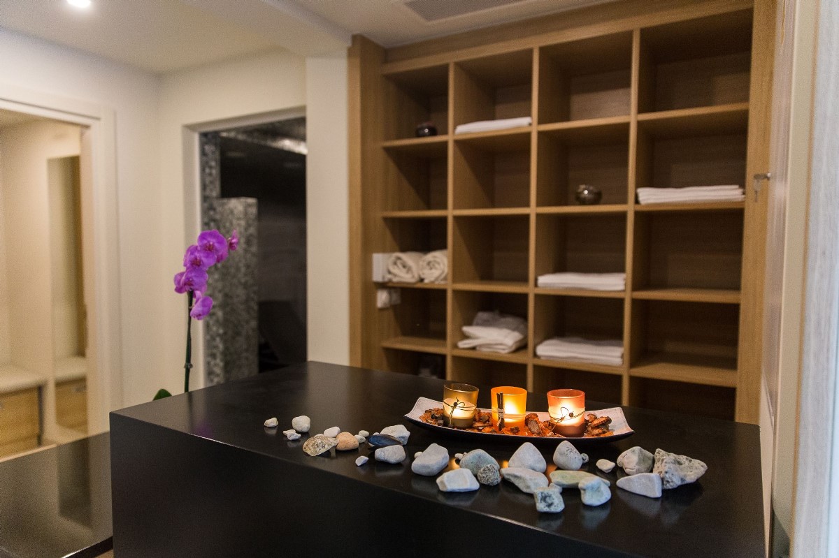Crikvenica Hotel-Spa centar.jpg