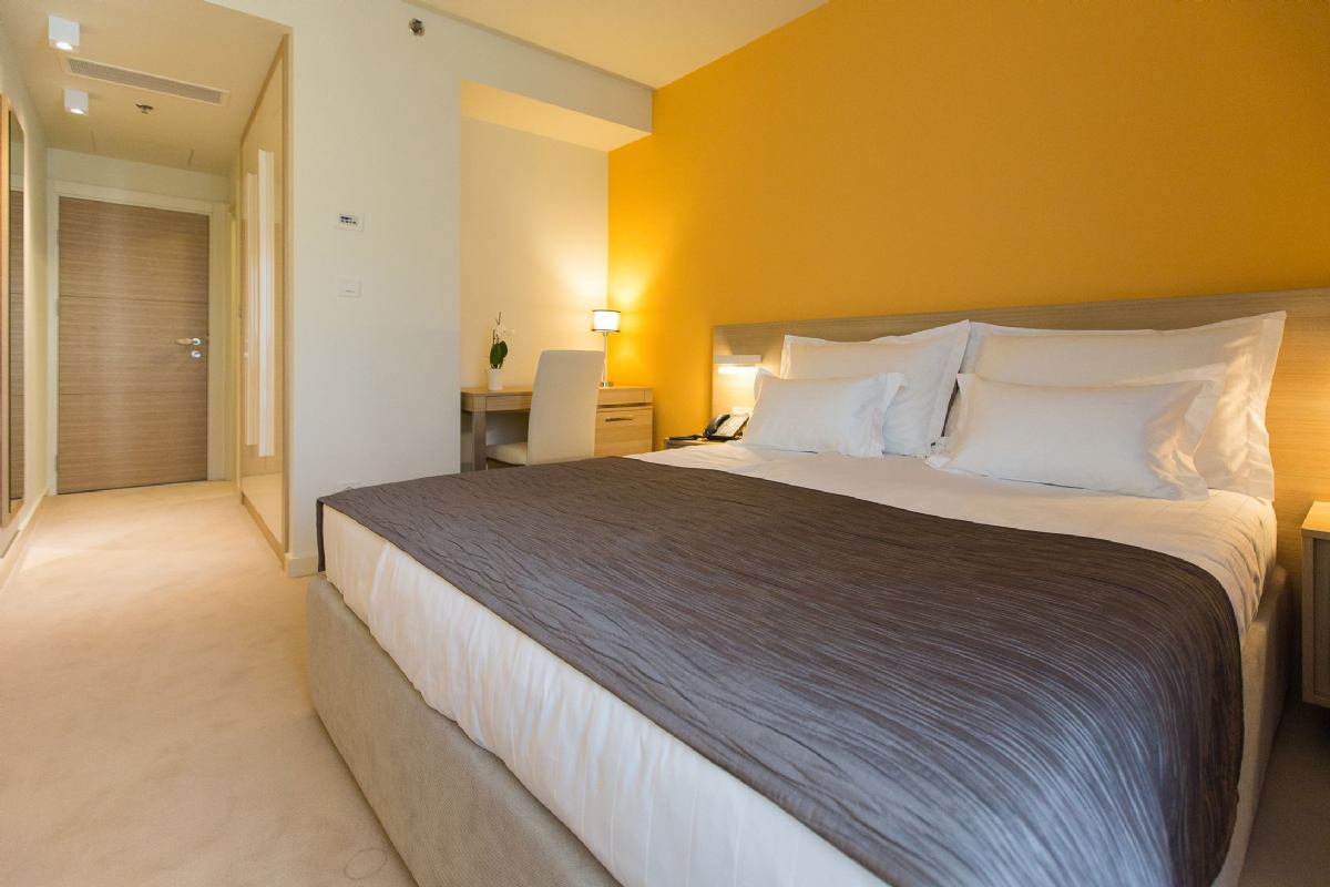 Crikvenica Hotel-Superior soba.jpg