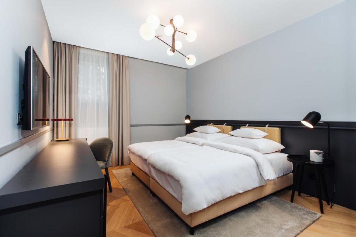 alice hotel- spavaća soba deluxe.jpg