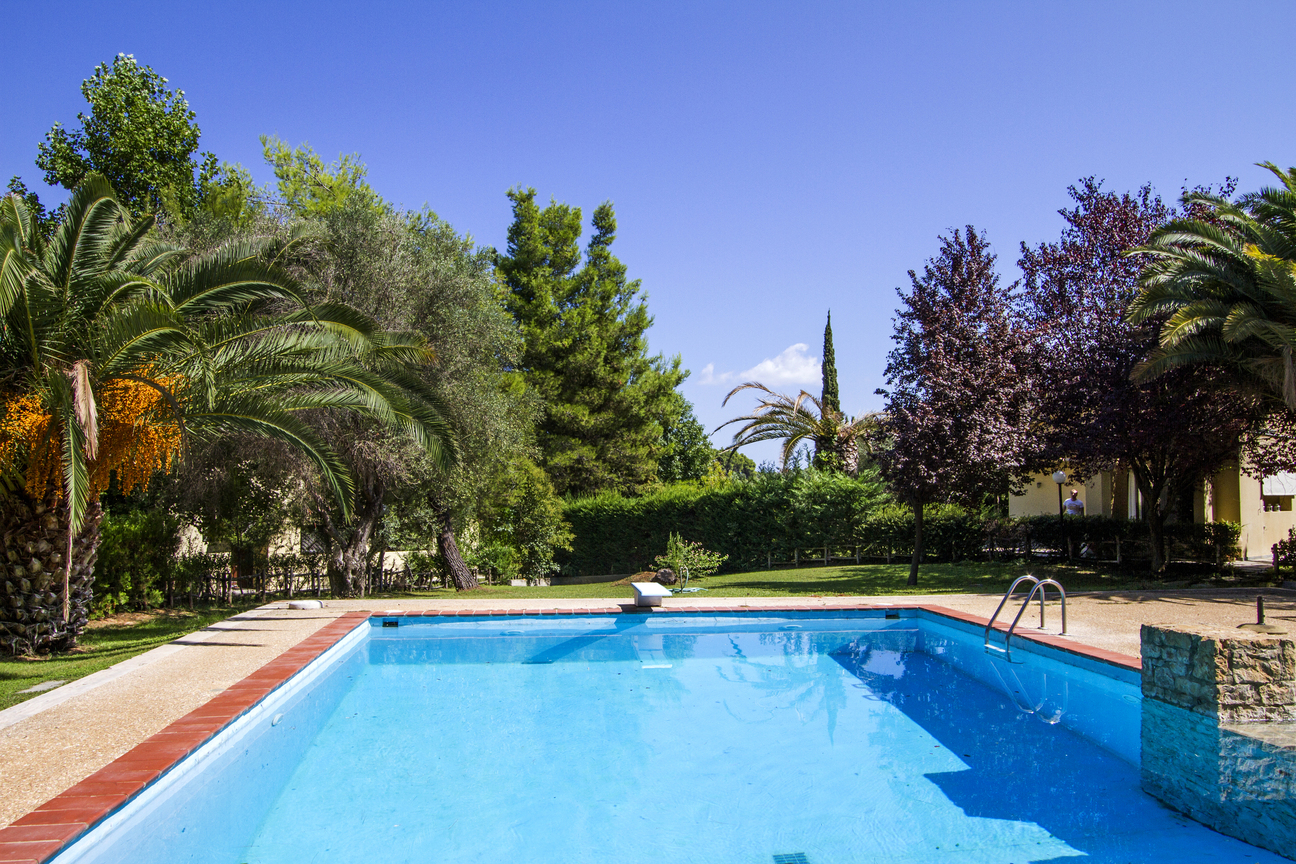 Muses Villas bazen.jpg
