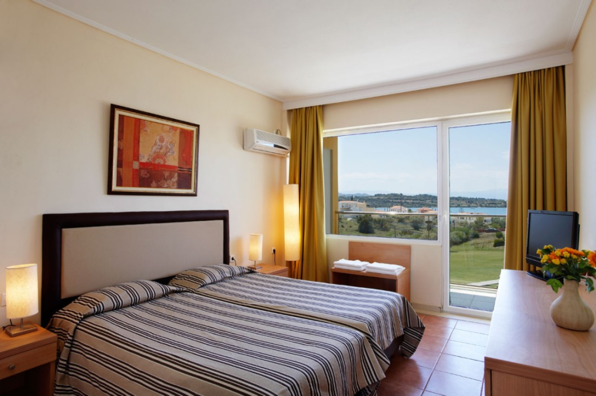 Hotel Nautica Bay dvokrevetna soba.jpg
