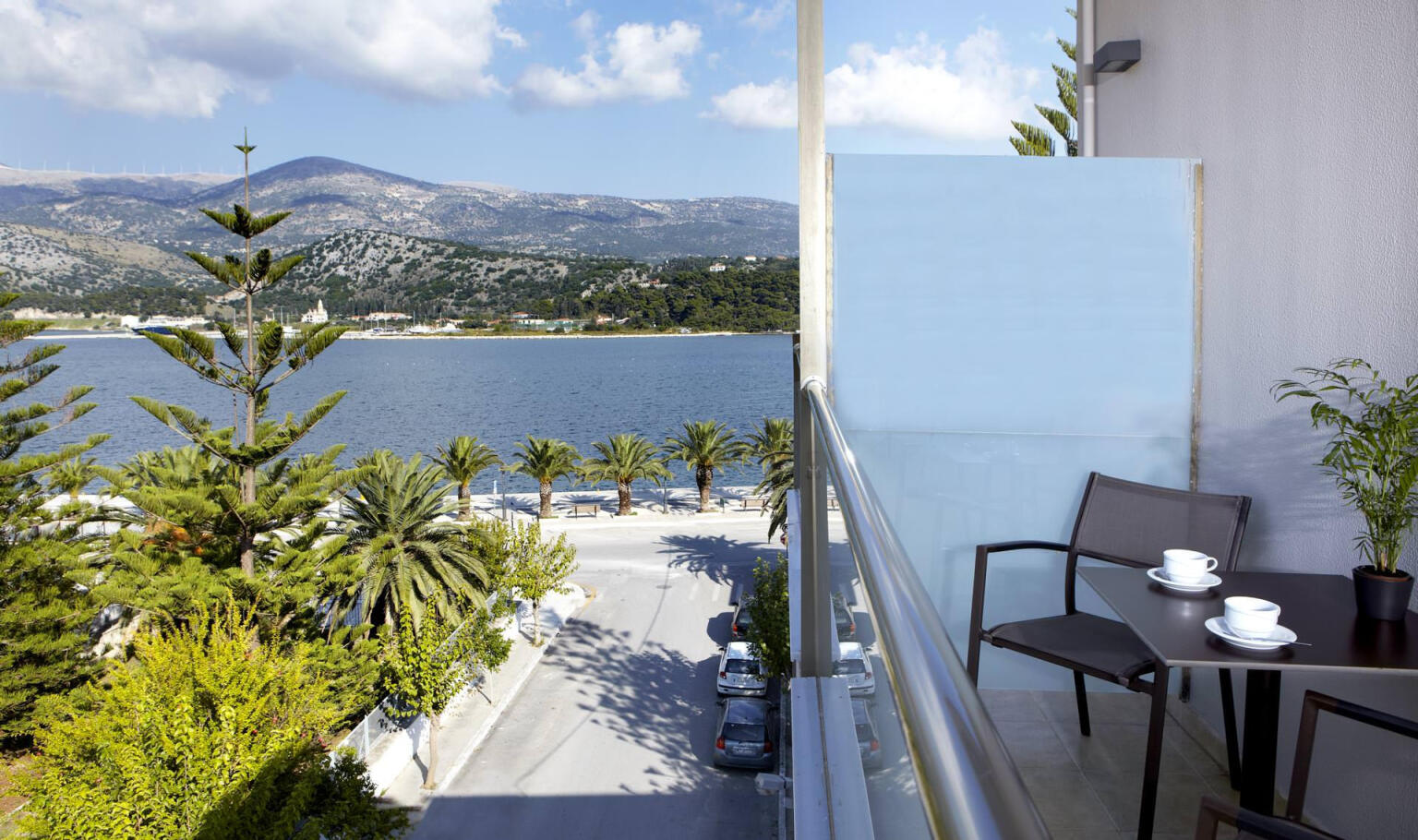 Mouikis hotel balkon.jpg