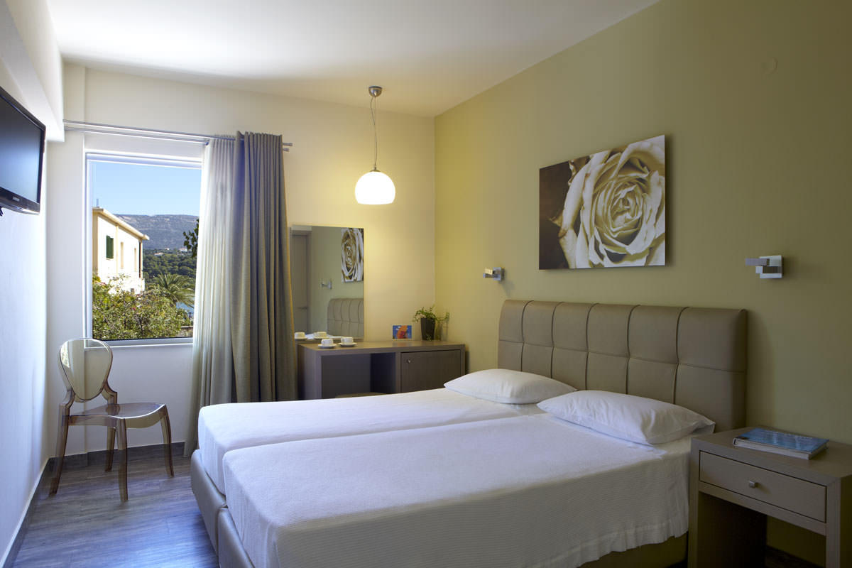 Mouikis hotel kompakt soba.jpg