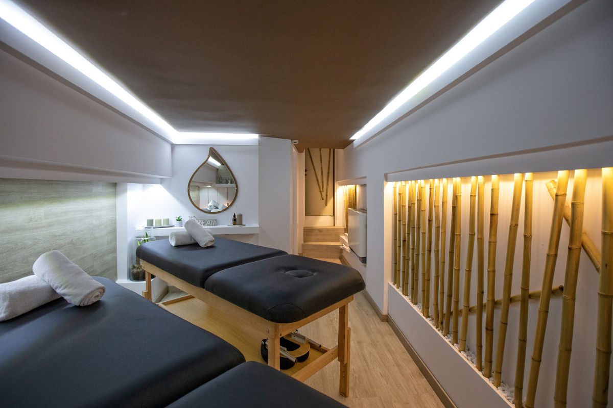 Mouikis hotel soba za masažu.jpg