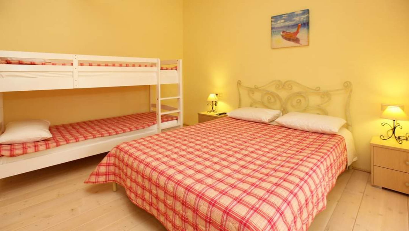 Pierion Mouses izgled mezonete sa pogledom na more.jpg