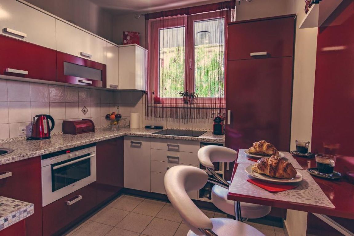 Gellert hill apartment- kuhinja.jpg