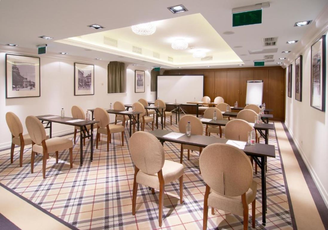 Mirage Medic hotel 4- sala za konferencije.jpg