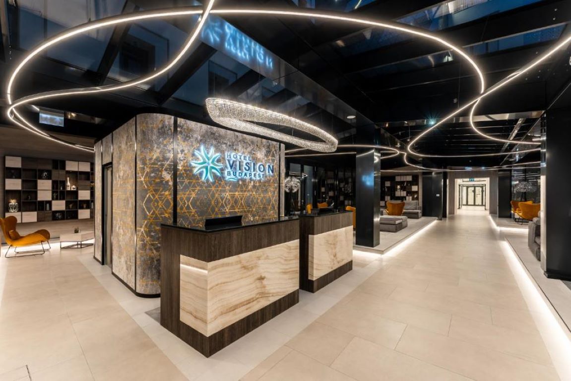 vision hotel-recepcija.jpg
