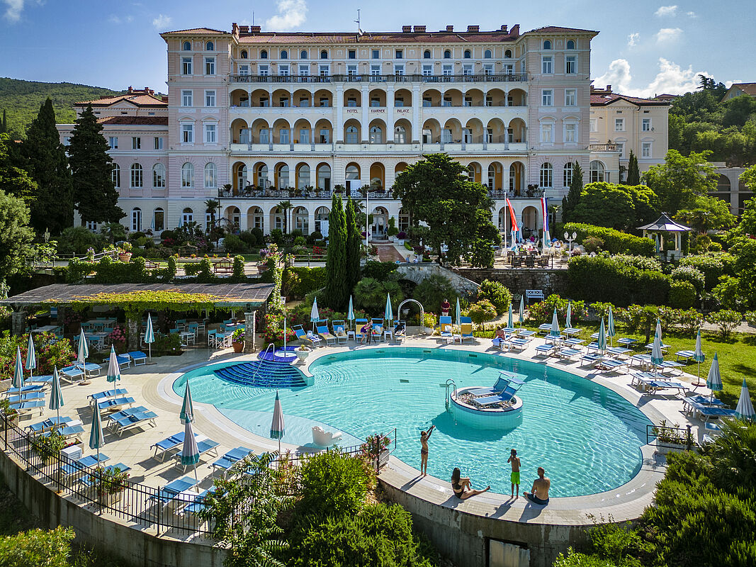 Hotel Kvarner Palace-Okruzenje hotela.jpg