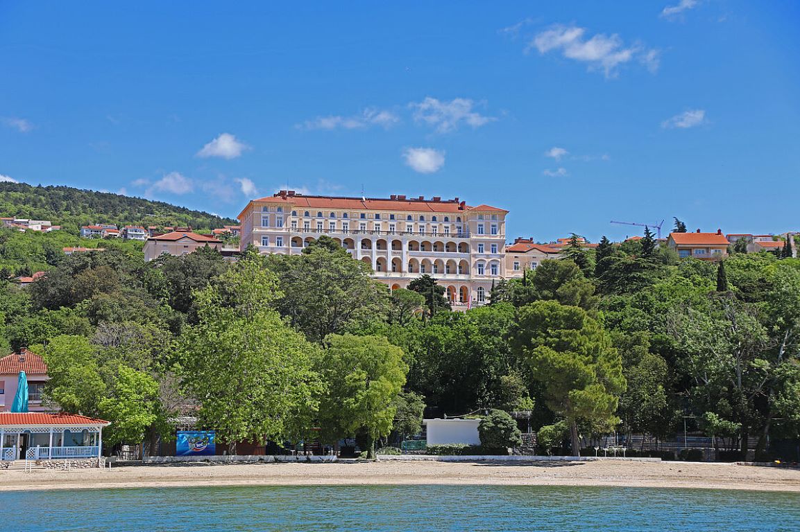 Hotel Kvarner Palace-Panorama.jpg
