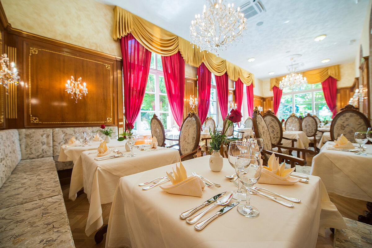 Kvarner Palace-Restoran.jpg