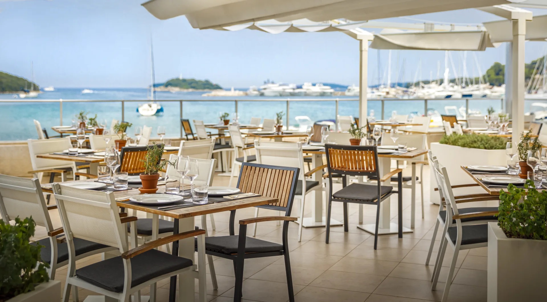 Maistra Select Belvedere Resort-Grill restoran.jpg