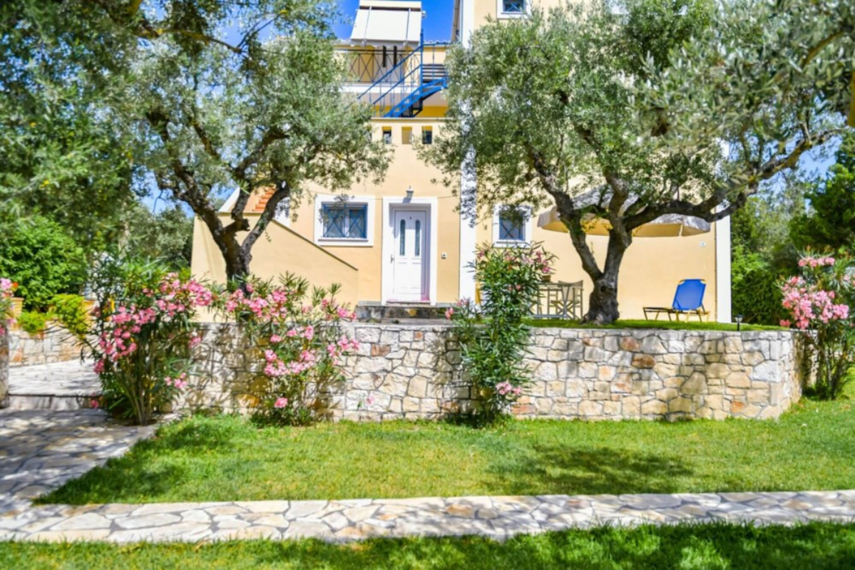 Bella Vista Sea View Apartments izgled od spolja.jpg